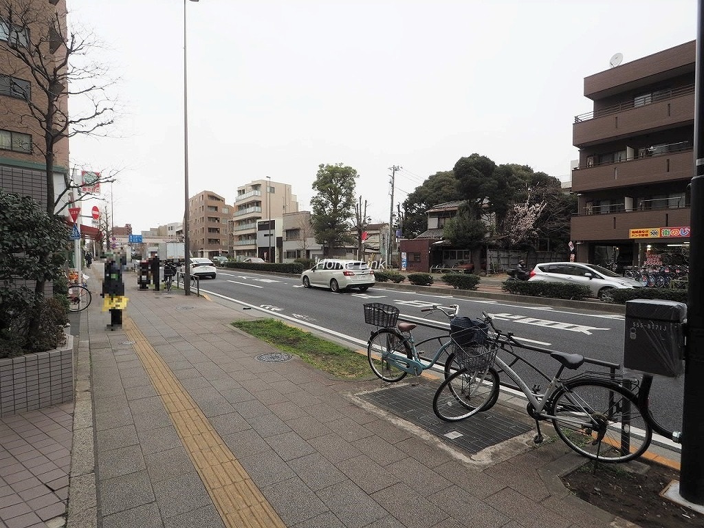 ハイシティときわ台 前面道路歩道