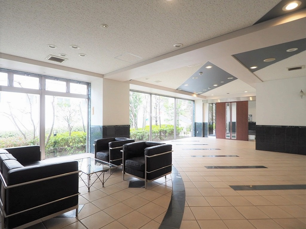 レクセルガーデン成増　エントランスロビー