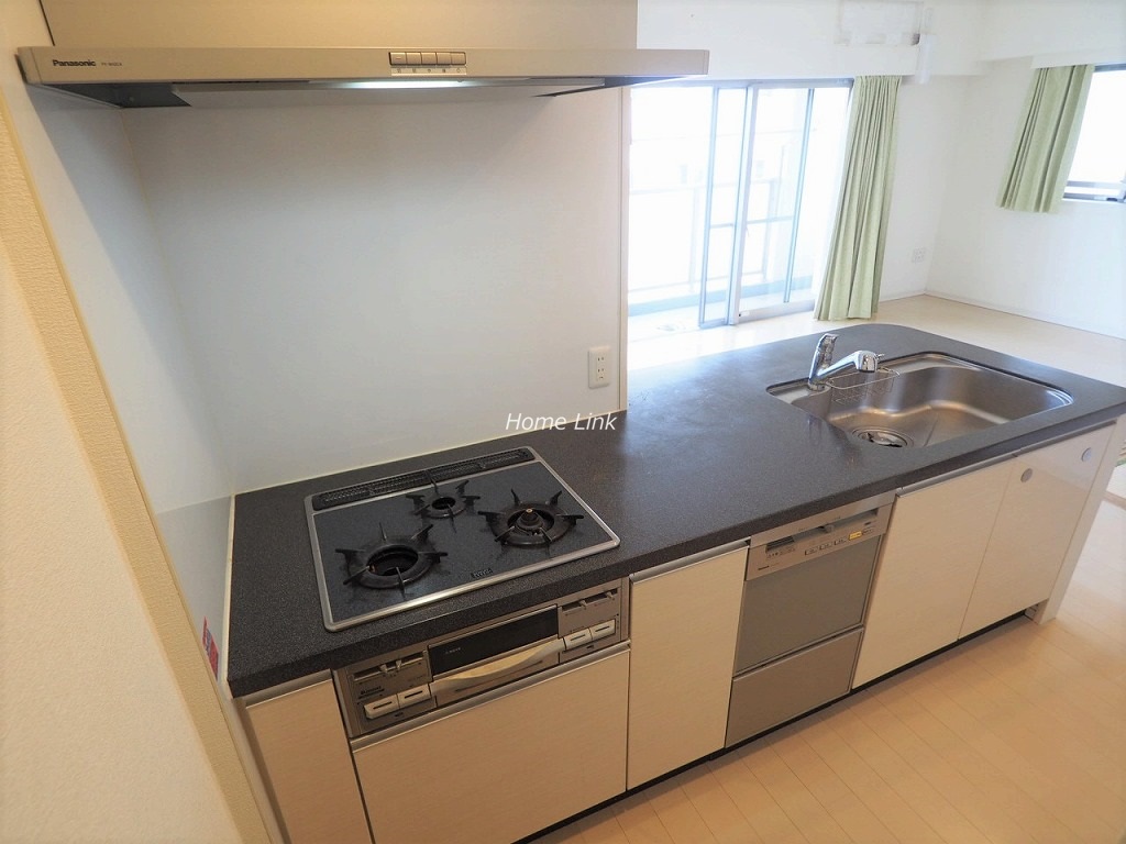 レクセルガーデン成増6階 キッチンには食洗機付き