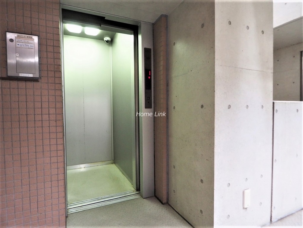 レ・ベント板橋本町 エレベーター
