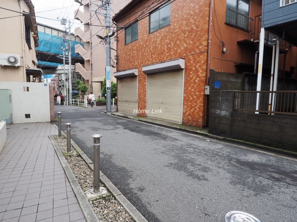 レ・ベント板橋本町 前面道路