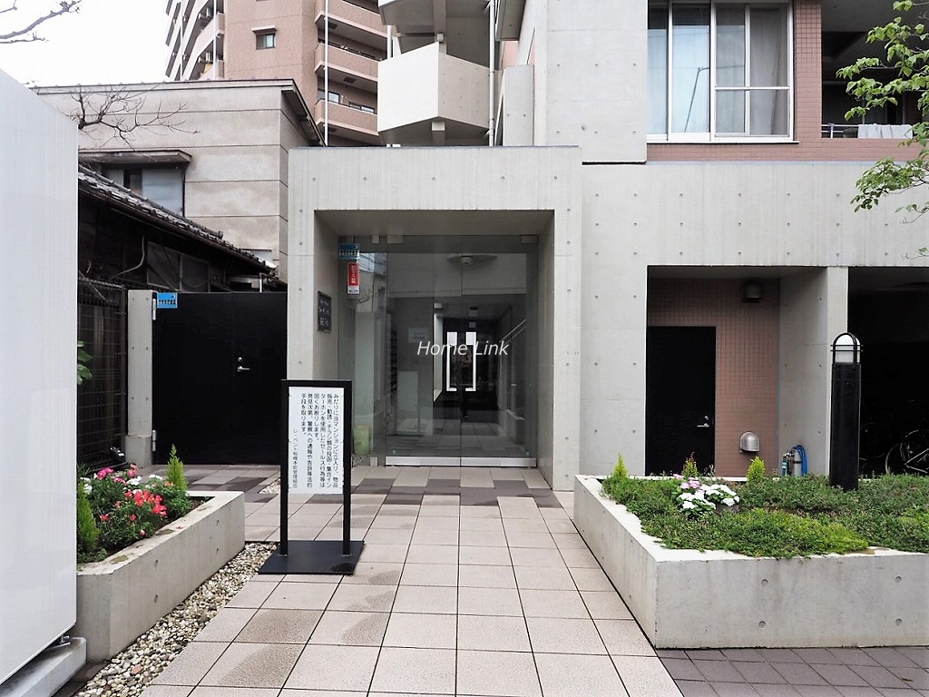 レ・ベント板橋本町 エントランスアプローチ