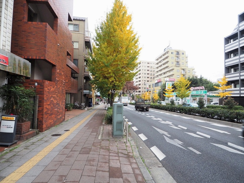 桜川三浦マンション　前面道路歩道