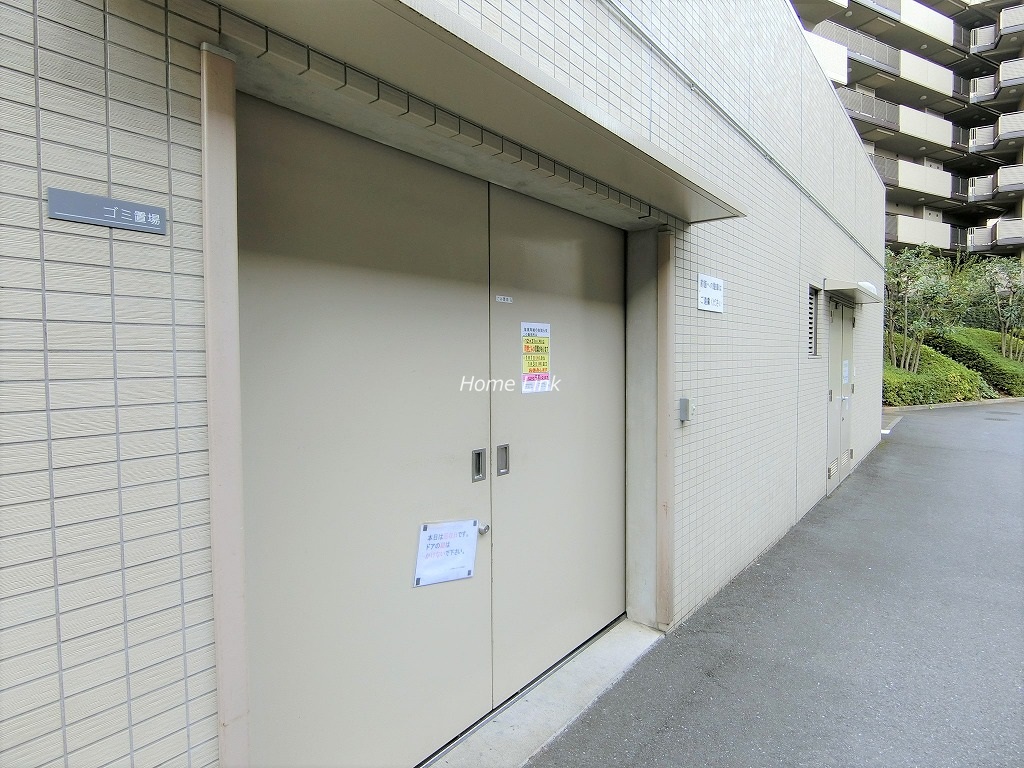 コスモ東京ガーデンパークス ゴミ置き場