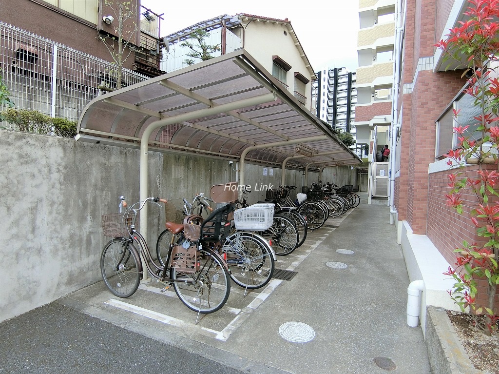 シーズガーデン成増 駐輪場