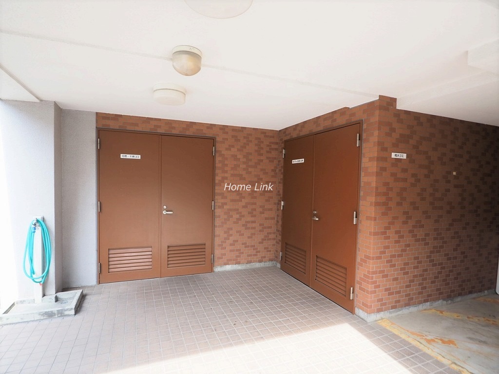 シーズガーデン成増 ゴミ置き場