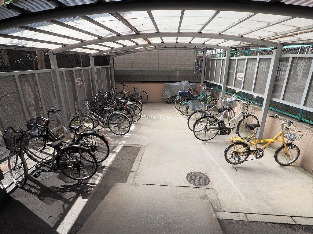 パラストネオ板橋　駐輪場