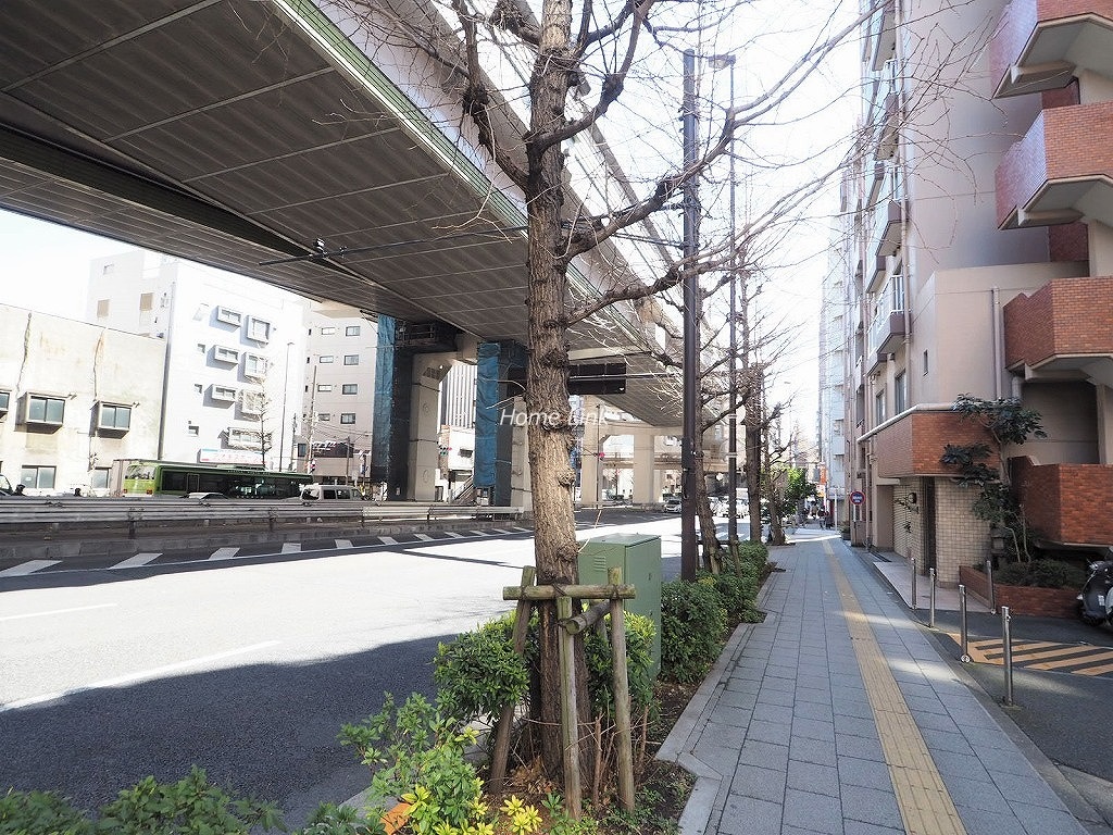 パラストネオ板橋　前面道路歩道