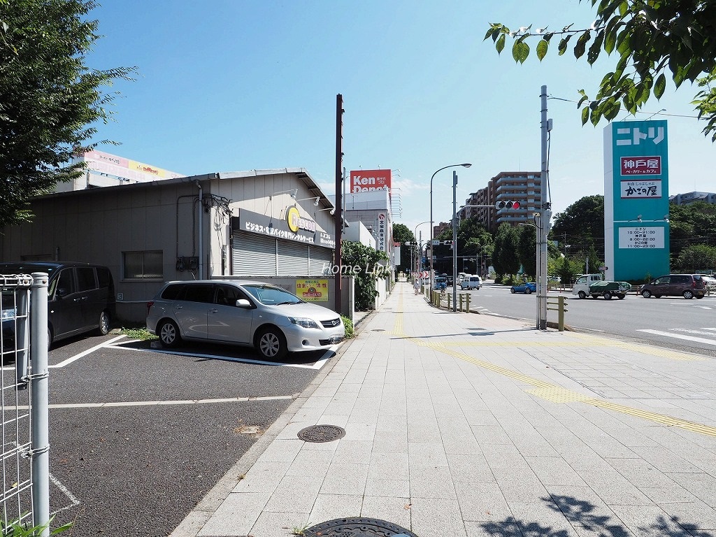 ユニーブル成増　駐車場