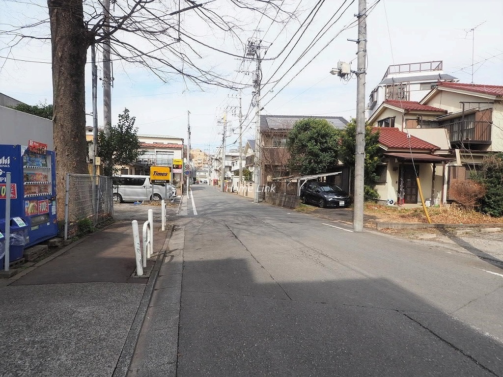 ユニーブル成増　前面道路