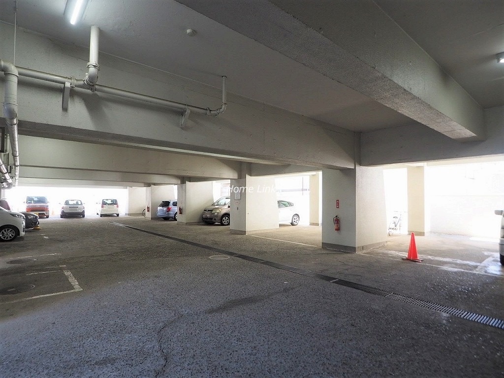 中板橋セントラルマンション 駐車場