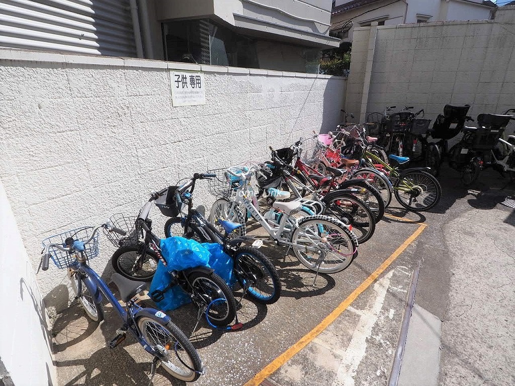 中板橋セントラルマンション 駐輪場