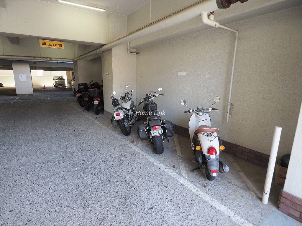 中板橋セントラルマンション バイク置き場