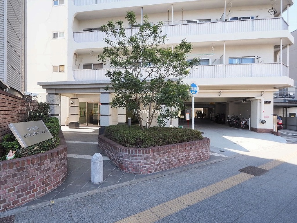中板橋セントラルマンション エントランス前