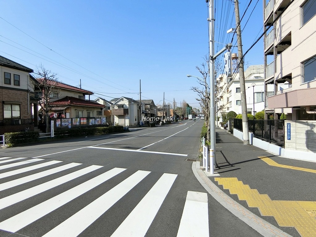 東久南高島平ハイツ 前面道路