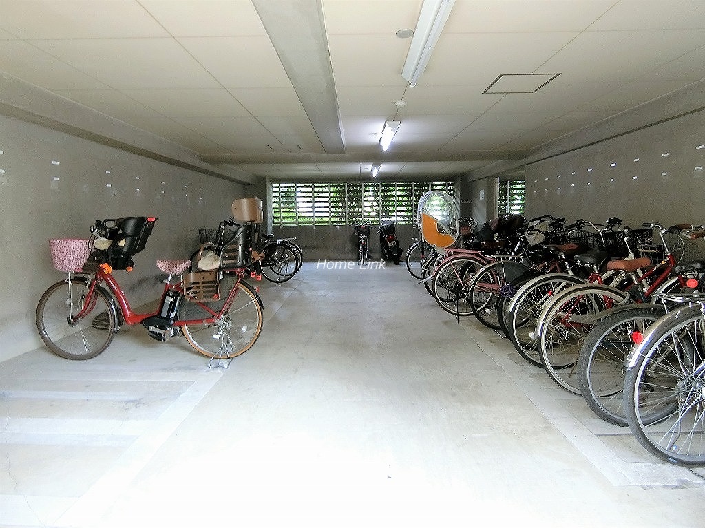 東建ニューハイツ赤塚公園　駐輪場