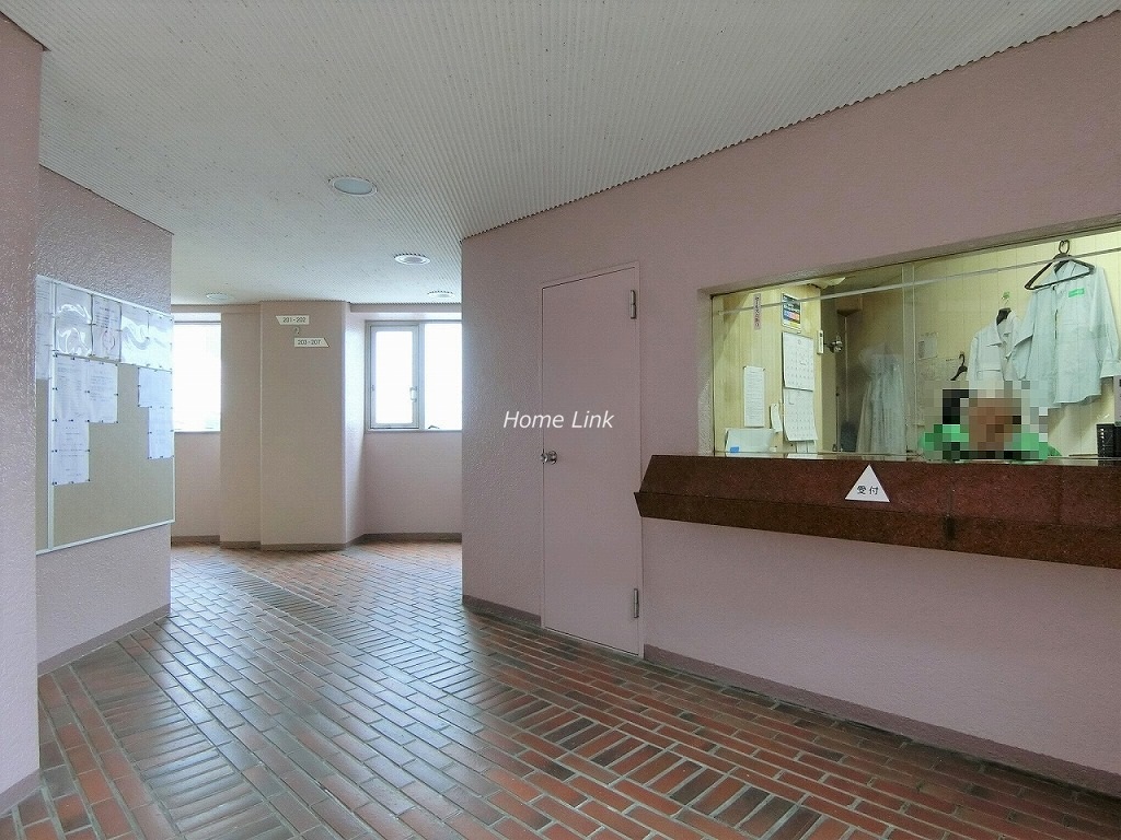 稲和高島平ハイム　エントランス受付