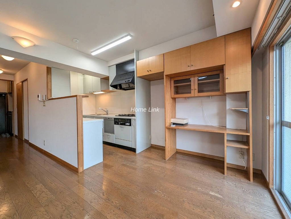 GSハイム蓮根4階　リビングダイニング床暖房