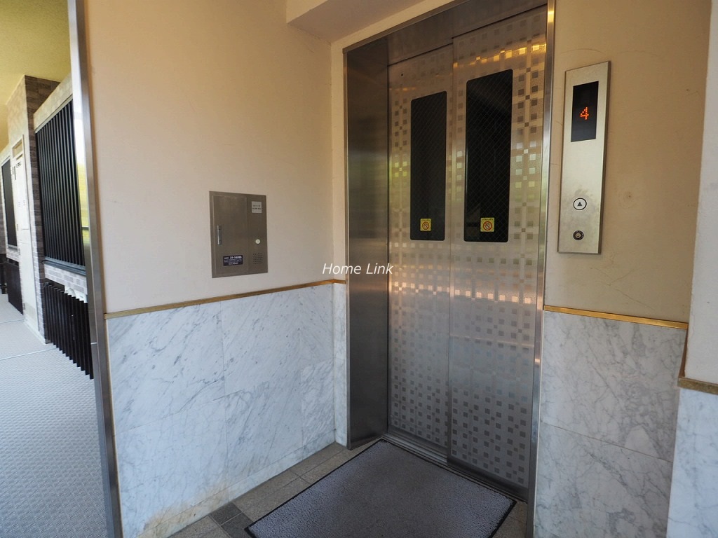 ダイアパレス板橋赤塚　エレベーターホール