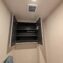ヴィオスガーデン城山1階　トイレ吊り戸棚