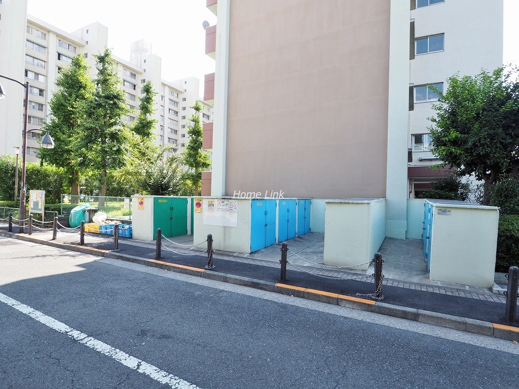 高島平第3住宅　ゴミ置き場