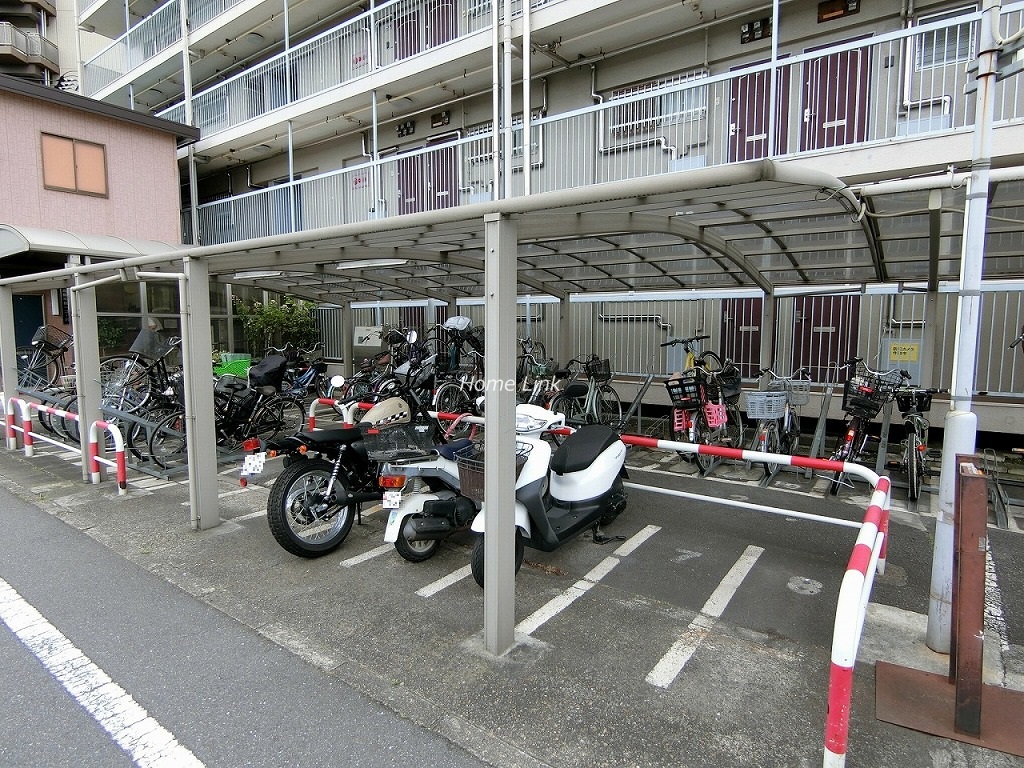三田高島平第1コーポ　バイク置き場