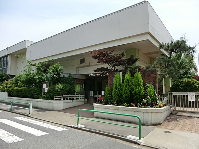 三田高島平第1コーポ周辺環境　蓮根第二小学校