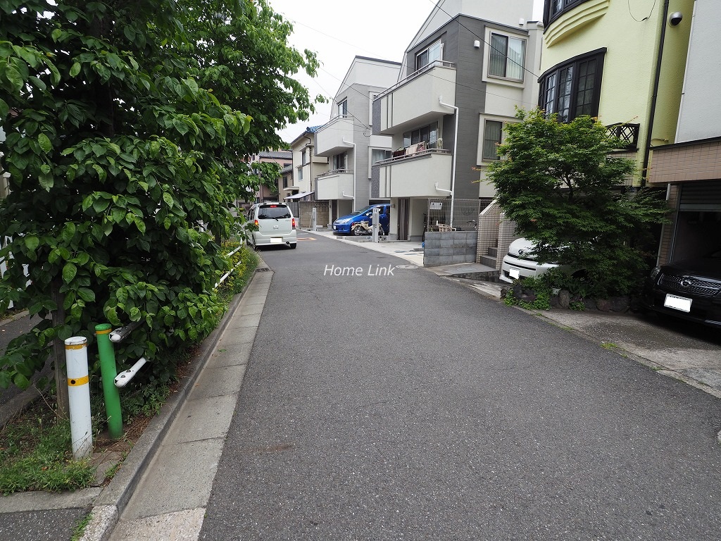 ニューライフマンション板橋本町　前面道路