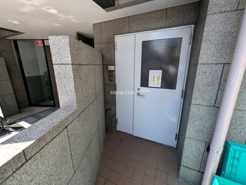 キャニオングランデ板橋参番館　ゴミ置き場