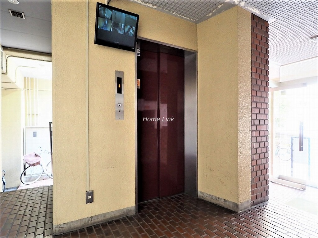 板橋シティハイツ　エレベーターホール