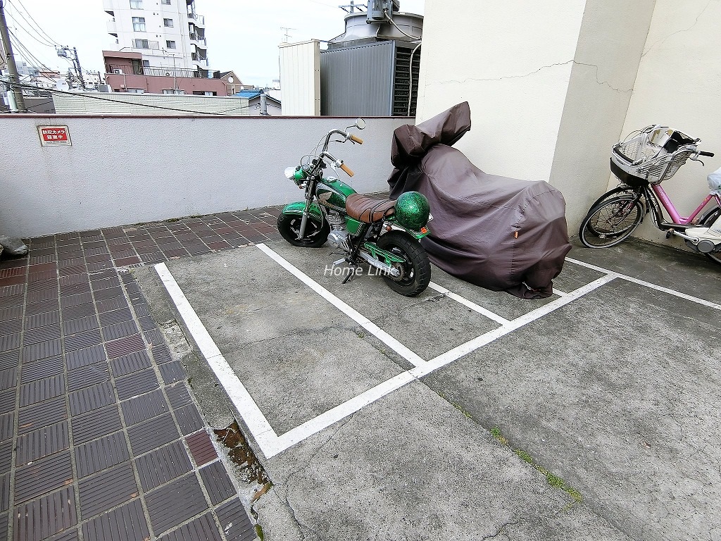 板橋スカイプラザ　バイク置き場