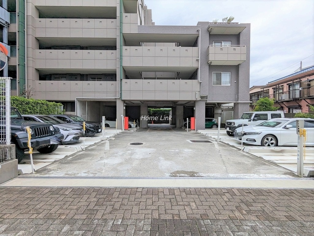 イトーピア志村ファミリーコート　駐車場