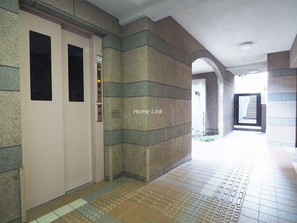 ソフィア板橋徳丸　エレベーターホール