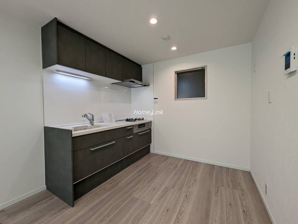 エクセル北池5階　窓があり明るく換気しやすいキッチン