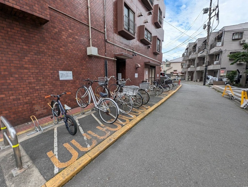 キャニオンビュー光が丘 駐輪場