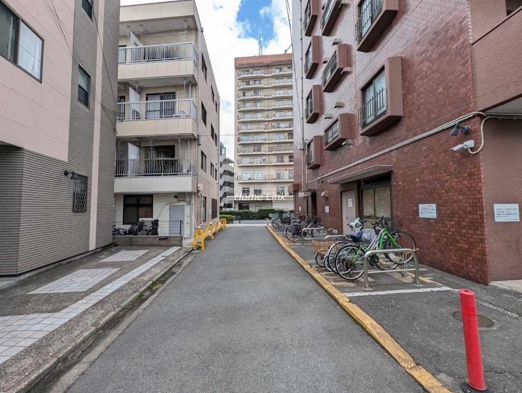 キャニオンビュー光が丘 西側 前面道路