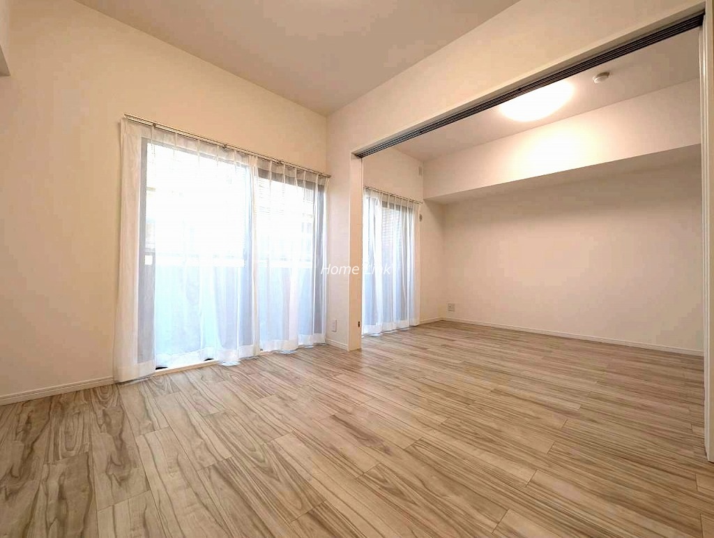 セザール板橋1階　リビングと洋室を繋げて約16.3帖のLDK