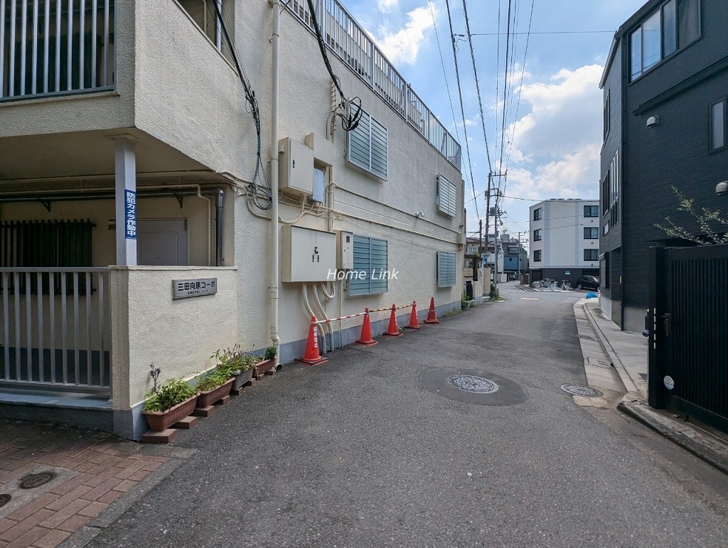 三田向原コーポ　前面道路