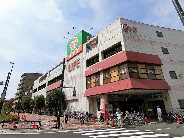 コンド向原周辺環境　ライフ千川駅前店