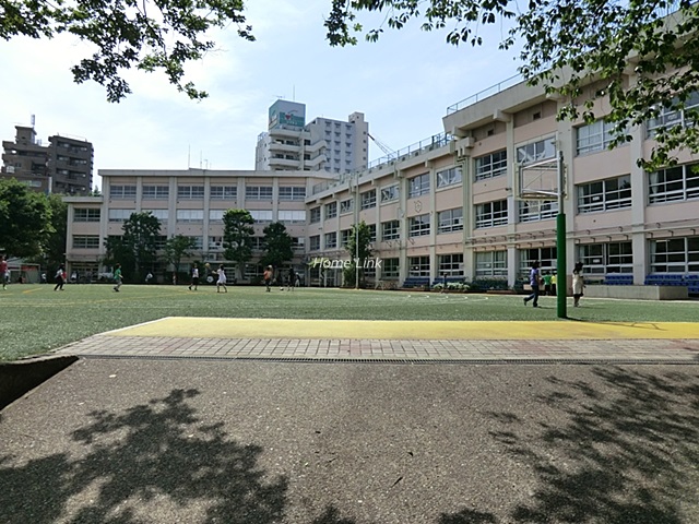 大山パールマンション周辺環境　板橋第六小学校