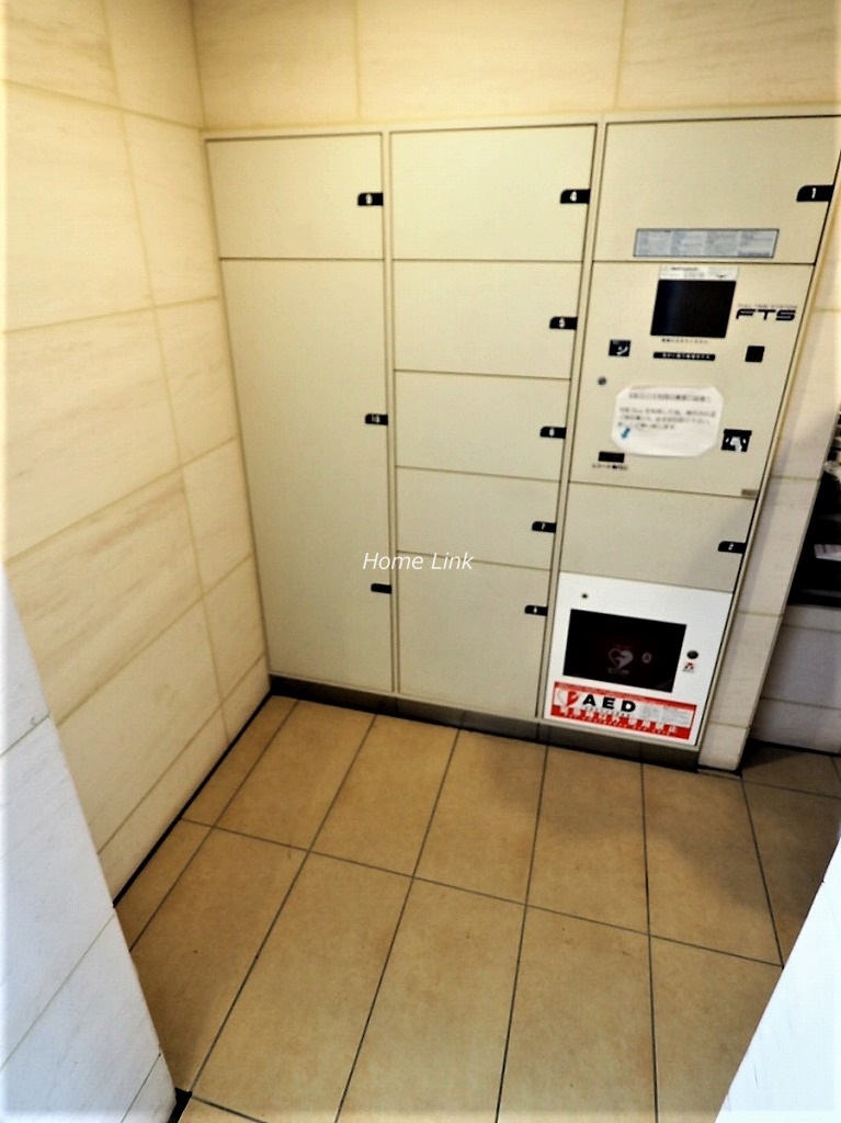 クレヴィア千川　宅配ボックス