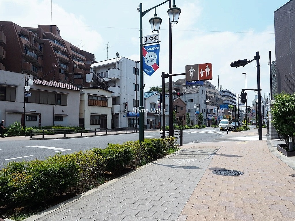 クレヴィア千川　前面道路歩道