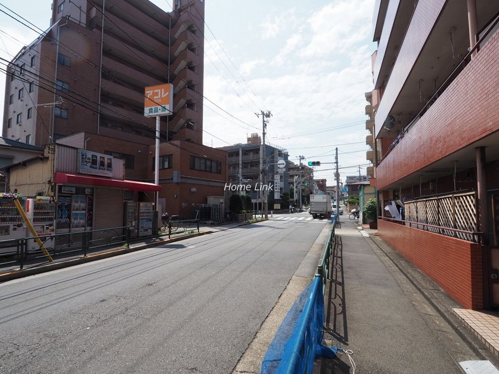 グレイス西台　前面道路歩道