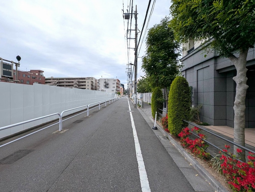シティハウス志村三丁目ザ・レジデンス　前面道路