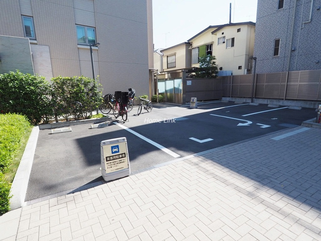 プラウド板橋蓮根　来客用駐車場