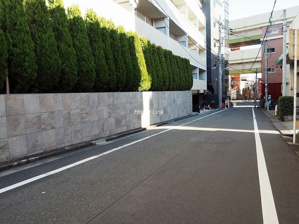 日神パレステージ池袋西　前面道路