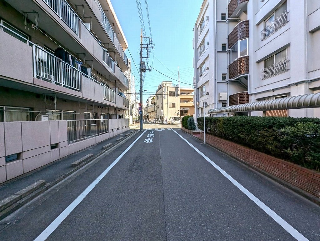 第4高島平マイコーポ　北側 前面道路