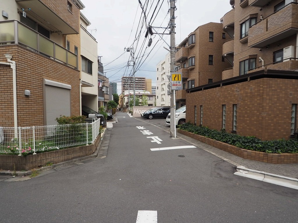 板橋本町サニーハイツ　北側 前面道路