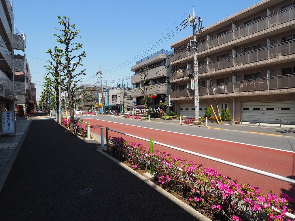 ウエストハイツ高島平　前面道路