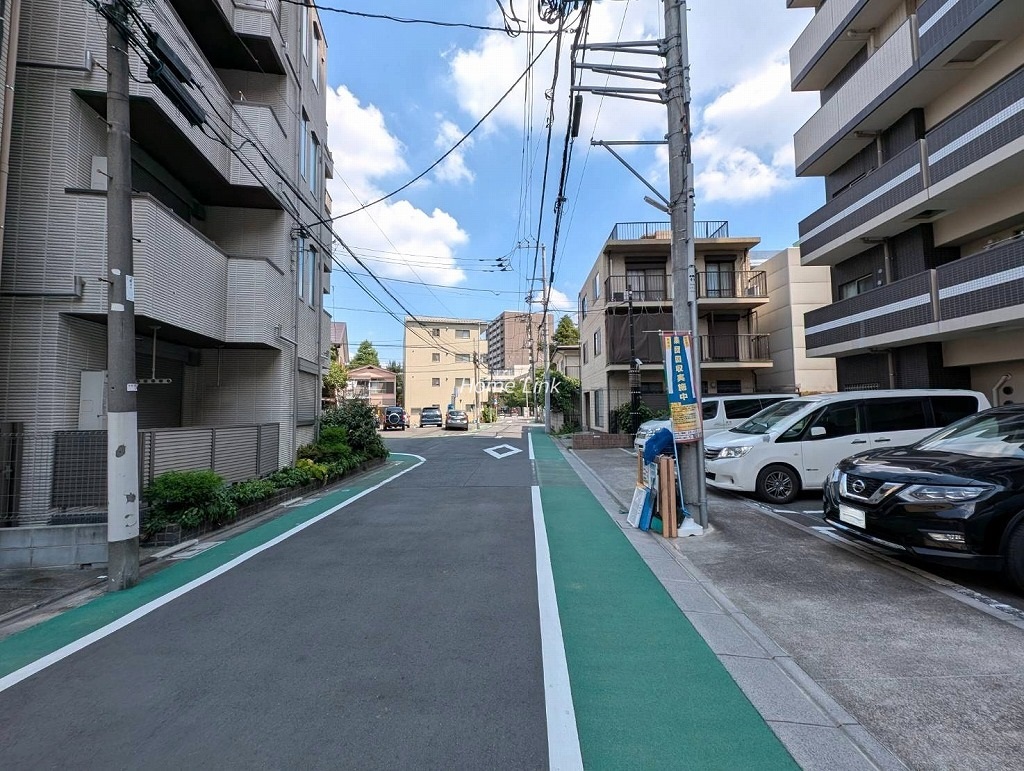 サンクレイドル板橋区役所前　西側 前面道路